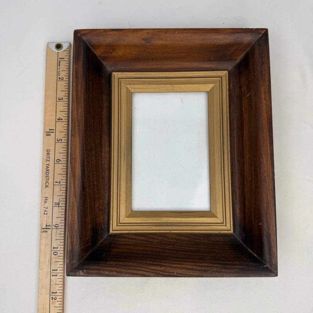 Vintage Dark Walnut Wood Picture Frame Gold Trim 4x6 Tabletop Wall Mount Decor